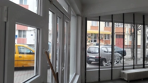 spatiu comercial 100mp parter cladirea Delfin Bistrita - imagine 5