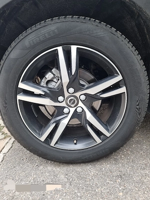  Vând  Volvo xc40 2.0 T4 (190 CP) Automatic  - imagine 10
