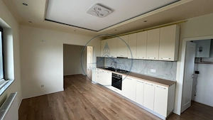 Casă nouă 5 camere 146 mp, teren generos de 1.000 mp, zonă liniștită - imagine 4