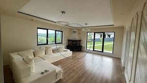 Casă nouă 5 camere 146 mp, teren generos de 1.000 mp, zonă liniștită - imagine 2