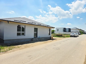 Balotești - Casă parter, 120 mp, teren 320m, toate utilitățile, asfalt, pădure - imagine 3