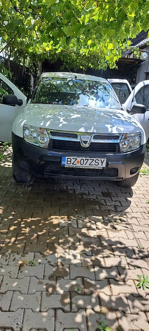 Dacia Duster  - imagine 7