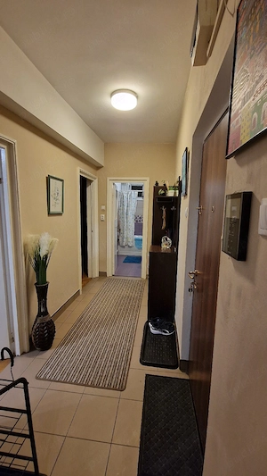 Proprietar, închiriez ap.2 camere confort mărit, situat semicentral,  decomandat - imagine 7