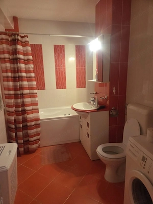 Spre inchiriere, apartament 3 camere + loc de parcare, Str. Muntenia - imagine 8