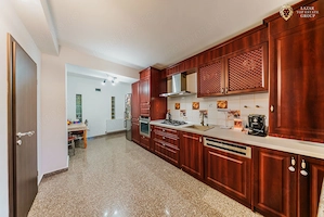 Casă premium 4 camere de vânzare