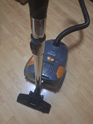 De vânzare aspirator. 