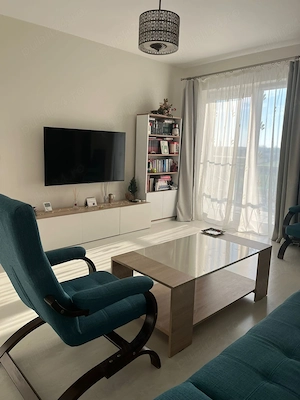 Inchiriez apartament 2 camere, Eso Giroc