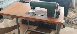 masina de cusut industriala 220