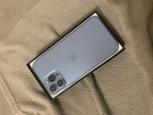 Vând iPhone 13 Pro Max 