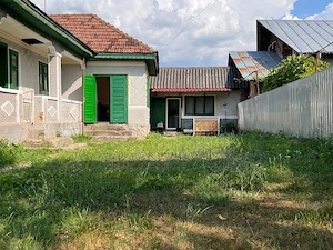 De Vanzare: teren 1.264mp + casa 118,4 mp