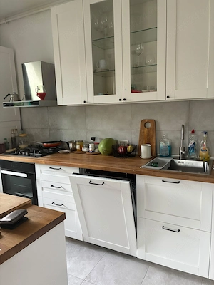 Proprietar inchiriez apartament 3 camere cu curte proprie si foisor Grivita   1 Mai - imagine 4