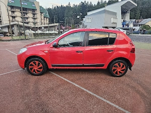 Dacia Sandero 2011 1.2 Benzina Euro5 - imagine 2