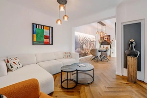 Unicat în Blocul Florentin: 3 camere, 2 băi, renovat integral cu designer