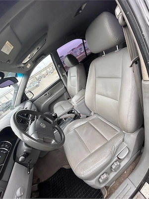 Kia Sorento 2.5crdi 170cp - imagine 5