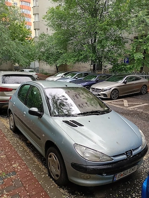 Vând Peugeot 206 stare bună, km reali - imagine 3
