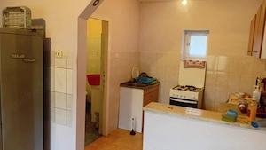 vanzare casa 4 camere in loc Bodrogu Nou - imagine 9