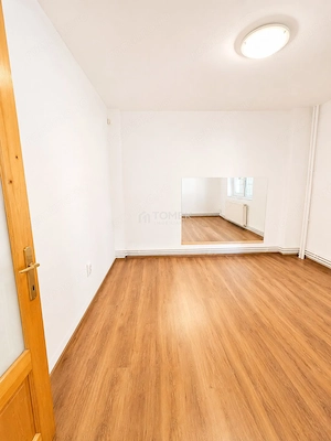 Spatiu comercial/birouri Calea Bucuresti7 zona Judetean - imagine 17