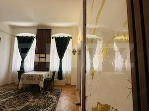  Garsonieră spațioasă, tip duplex, în centrul istoric al Brașovului  - imagine 5