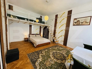  Garsonieră spațioasă, tip duplex, în centrul istoric al Brașovului 