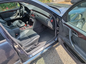 Mercedes W210 din 2001 - imagine 7
