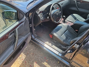 Mercedes W210 din 2001 - imagine 5