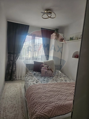 Apartament cu 3 camere de vânzare - imagine 3