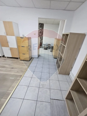 Spațiu de inchiriat de 63.52mp în zona Centrala - imagine 3