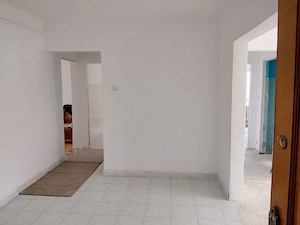 Apartament 3 camere  - imagine 2