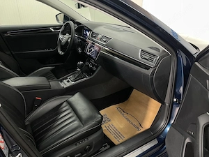Skoda Superb - imagine 9