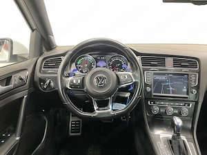 Volkswagen Golf - imagine 6