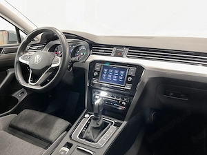 Volkswagen Passat - imagine 8