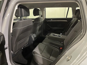 Volkswagen Passat - imagine 11