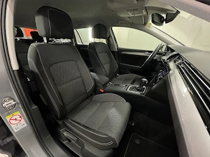 Volkswagen Passat - imagine 10