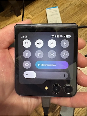 Samsung Z flip 5 512 gb