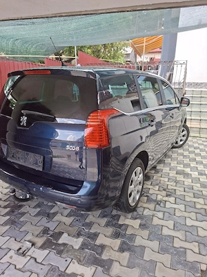 Peugeot 5008,1.6 Benzina,120 CP - imagine 2