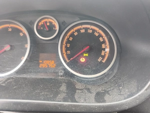 Opel corsa 1.7 - imagine 3