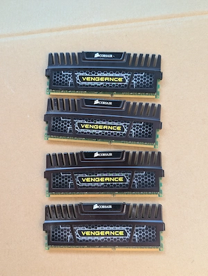 Ram 16 GB   4 x 4GB, ddr3,  200 lei 