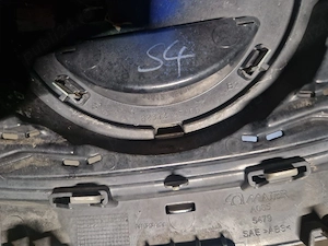 Grila cu emblema Nissan Qashqai J11  - imagine 2