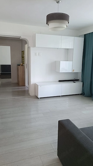 Apartament 3 camere etaj 2  Râmnicu Vâlcea   - imagine 2