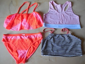 Costum de baie si bustiere pentru fete 