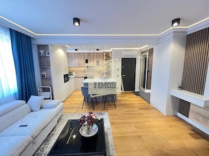 Apartament de LUX cu 3 camere si balcon zona Rahovei