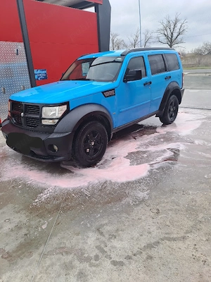 Vând Dodge Nitro - imagine 4