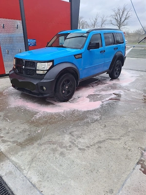 Vând Dodge Nitro - imagine 2