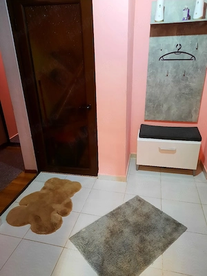 închiriez apartament cu doua camere  - imagine 2