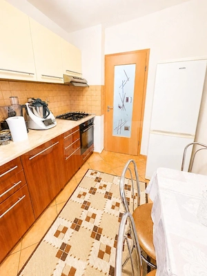 Apartament 2 camere, complet mobilat și utilat, zonă liniștită - imagine 4