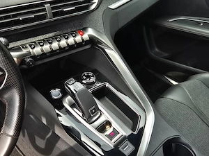 Peugeot 3008 1.6 THP 165 CP 2018 Automat,GT-line,RAR EFECTUAT,Led,Piele,Navi,Touch,Camera,Jante 18. - imagine 14