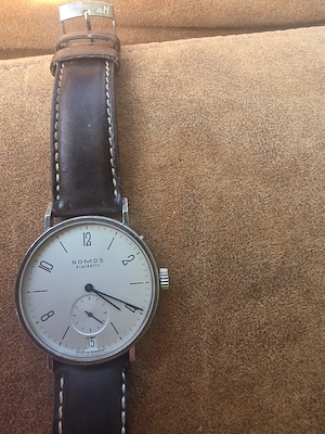 vind ceas automatic