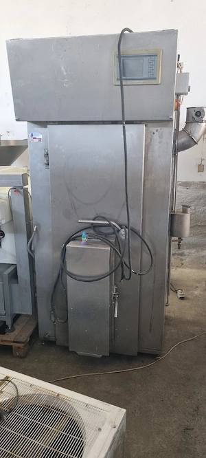 Celula fierbere și afumare de mici dimensiuni 380v 50kg ciclu