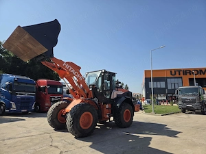 INCARCATOR HITACHI 14tone, cupa 2,5mc, 2018, 5.304h, 21.348km, Full option, leasing 69.900 EUR - imagine 11