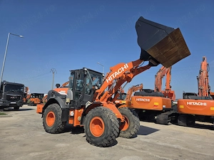 INCARCATOR HITACHI 14tone, cupa 2,5mc, 2018, 5.304h, 21.348km, Full option, leasing 69.900 EUR - imagine 7